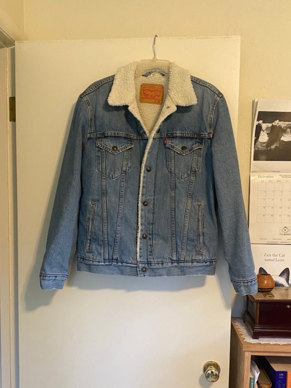 Men's Levi's Sherpa Trucker Jacket, Size Medium